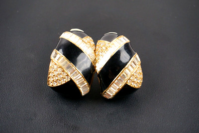 Vtg CINER Earrings Gold Tone Black Rhinestone Enamel Hoop Clip-on