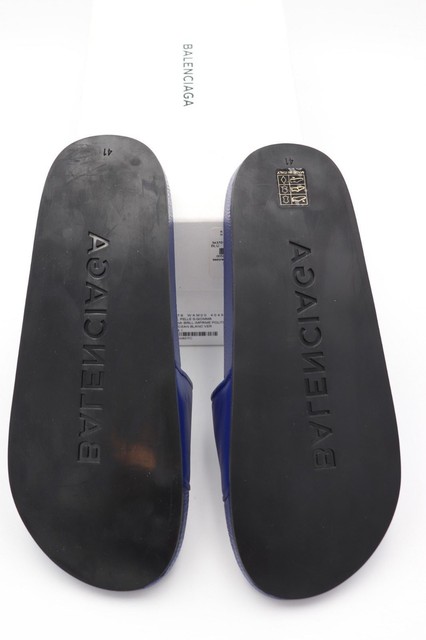 Saks Fifth Avenue | Toe Ring Slides | Toe rings, Saks, Saks fifth avenue