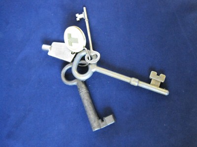 Skeleton Keys Lot 3 Transamerican Title Freezer Key