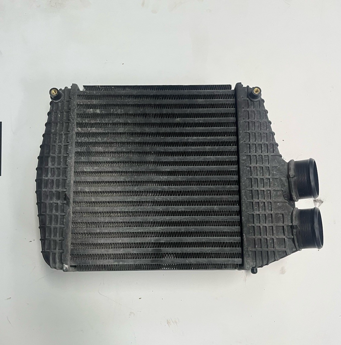 14-17 OEM Maserati Ghibli M157 Front Left Driver Side Radiator Intercooler 