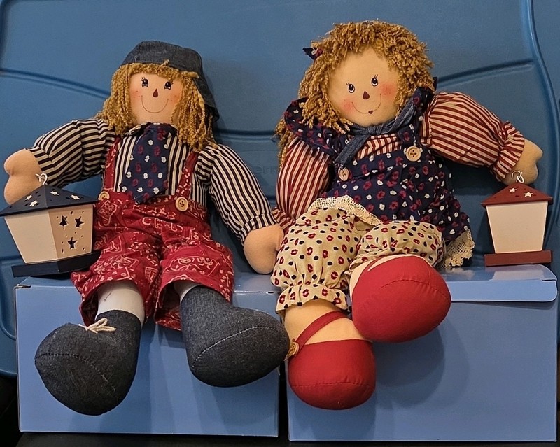 Heartwarming Country Sitters Boy & Girl Rag Cloth Dolls w/ Lanterns