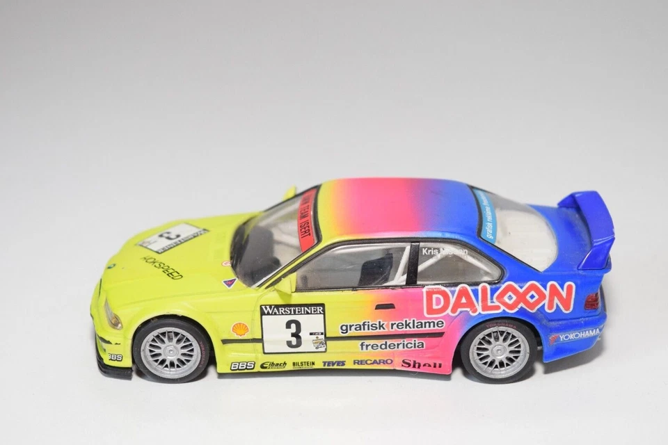 A69 1: 43 MINICHAMPS 宝马 M3 GTR KRIS NISSEN 团队插入近乎完好 — 第 2/4 张图片