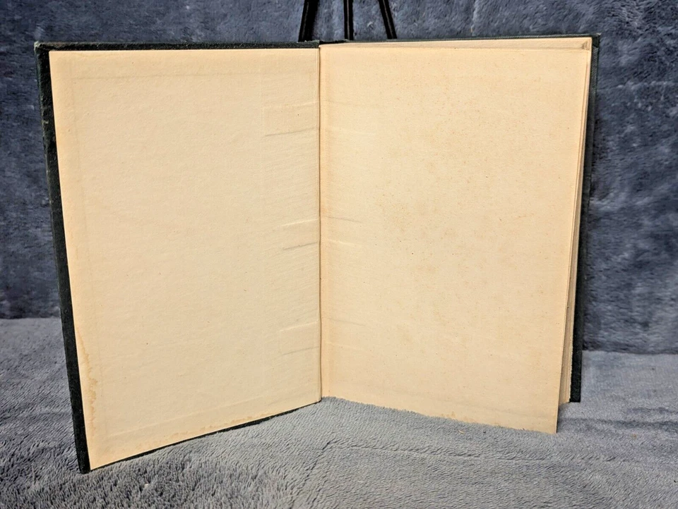 English-Chinese Dictionary of Peking Colloquial Hardcover 1953 - Image 3 of 4