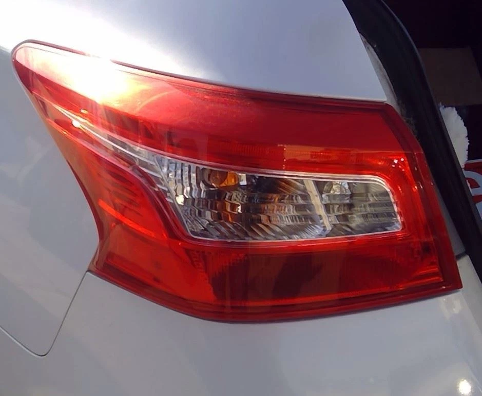 16 2017 18 19 Nissan Sentra Driver Left LH Tail Light Lamp | Quarter Mounted - Image 2 of 4