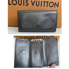 Louis Vuitton Grey Monogram Matte Vernis Leather 4 Key Multicles Key Holder