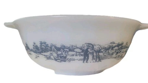 VINTAGE GLASBAKE CURRIER & IVES MIXING SERVING BOWL 4 QUART HANDLES J2357