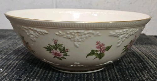Lenox "The Constitution" Limited Edition 10" x 4" Floral Serving Bowl