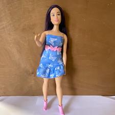 Mattel Barbie Fashionistas Brunette 11in Doll
