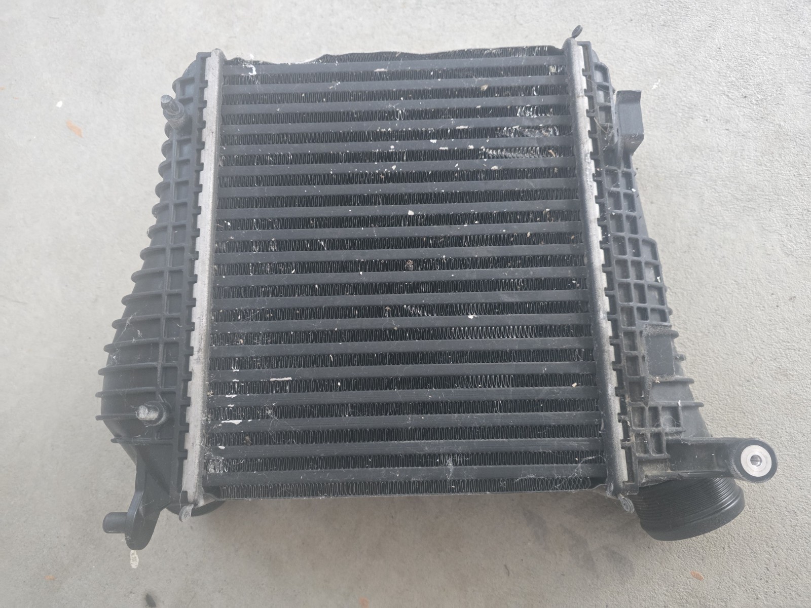 Bentley Bentayga 2017 2020 6.0L engine left side intercooler inter cooler OEM