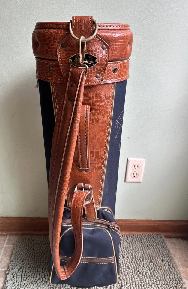 Bolsa de golf Arnold Palmer vintage con divisor de 15 ranuras imitación cuero de cocodrilo. Foto 2 de 4