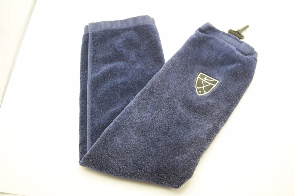 Nike Golf Towel Navy Blue Embroidered Logo Clip Holder Sports Accessory - Image 3 of 4