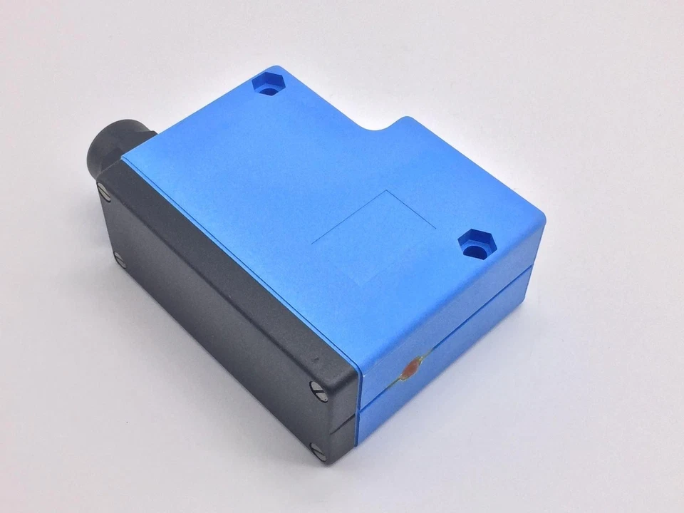 Sick WT30-01 Photoelectric Proximity Sensor 10-30VDC  - Image 3 of 3