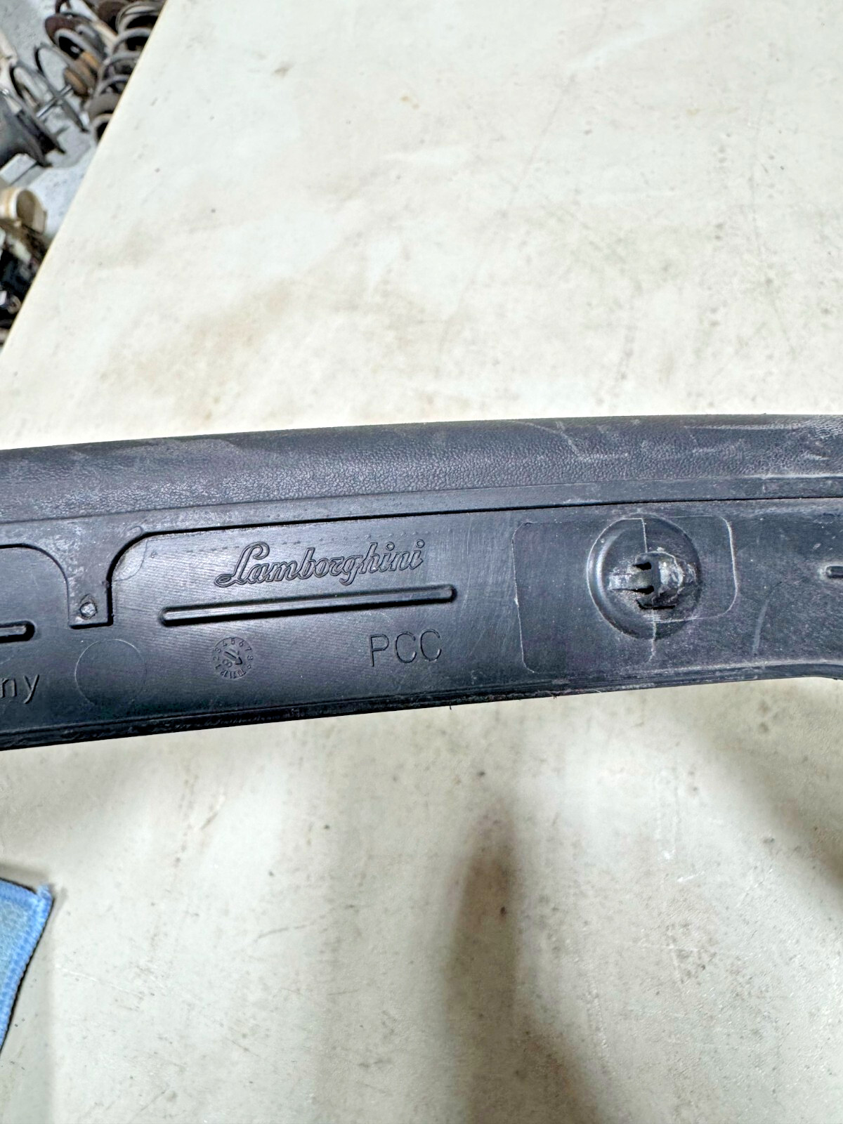 Lamborghini Urus, Front Hood Gasket, Used, P/N 4ML823124