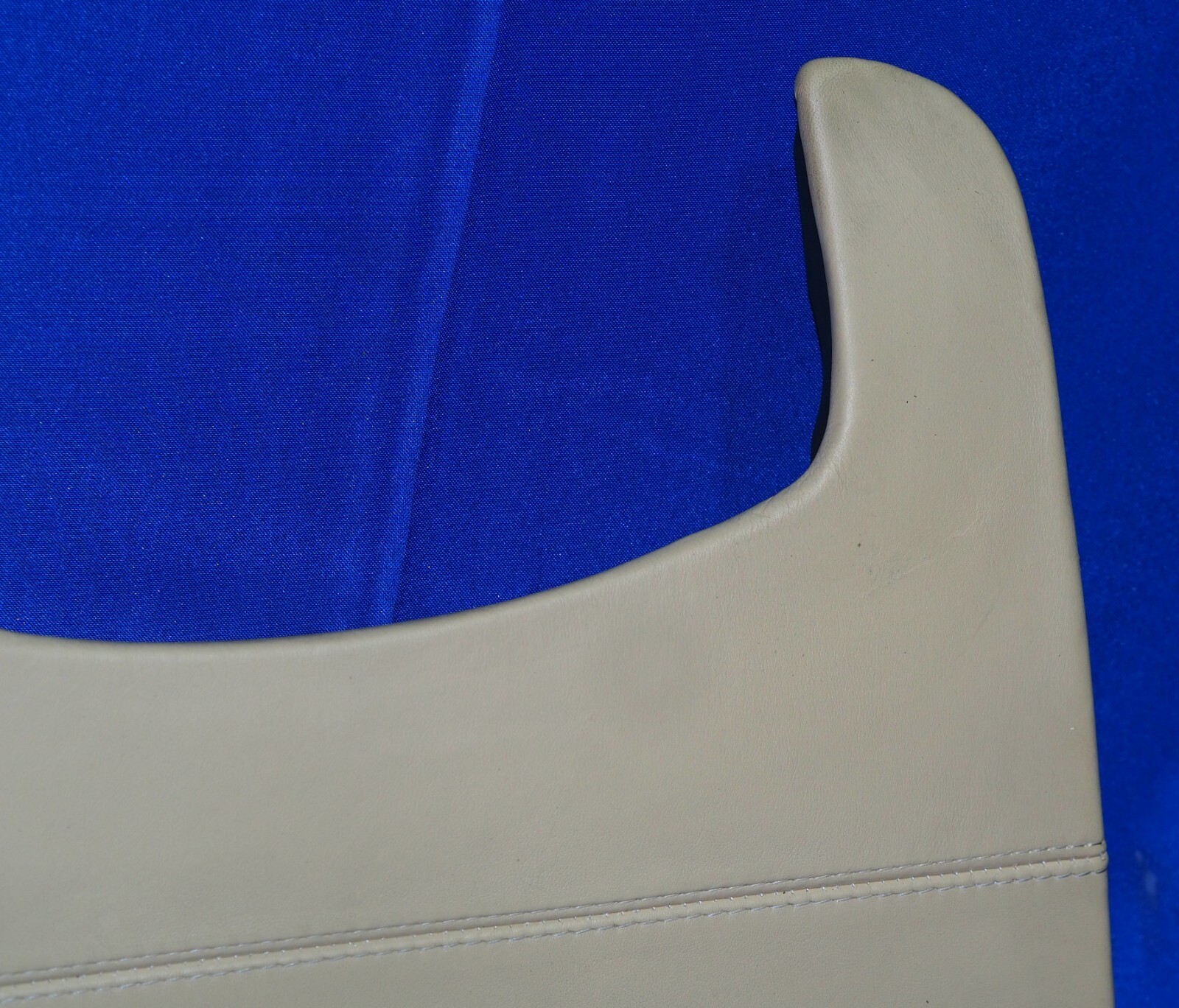 Note 2006-2012 Bentley Flying Spur Left Dashboard Knee Cover Panel Trim Saffron