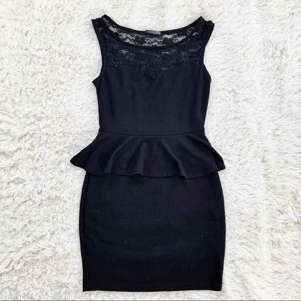 SOPRANO Black Floral Lace Yoke Peplum Sleeveless Sweetheart Pencil Dress Small - Image 4 of 4