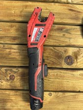 Milwaukee M12 PC Compact Pipe Cutter + 2Ah Battery 