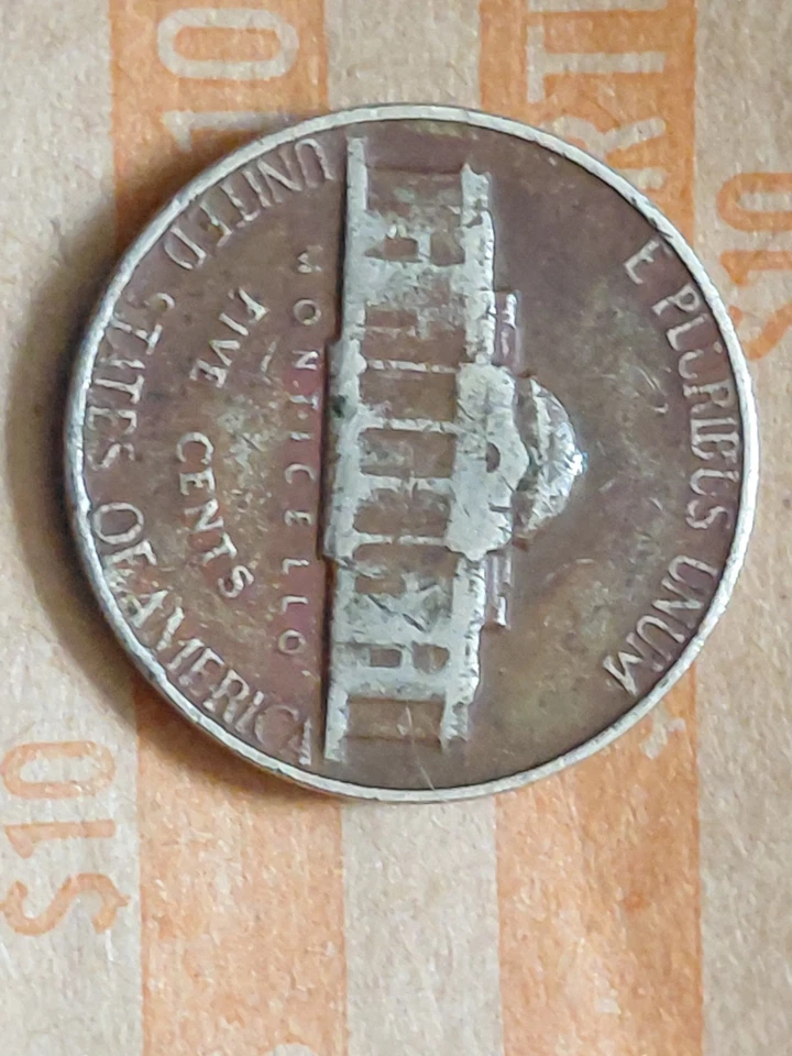 1964 Jefferson Nickel No Mint Mark Error On "6"  in 1964  - Image 2 of 3