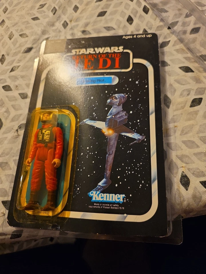 Vintage Star Wars ROTJ B-Wing Pilot Mint On Unpunched Card - Image 1 of 4