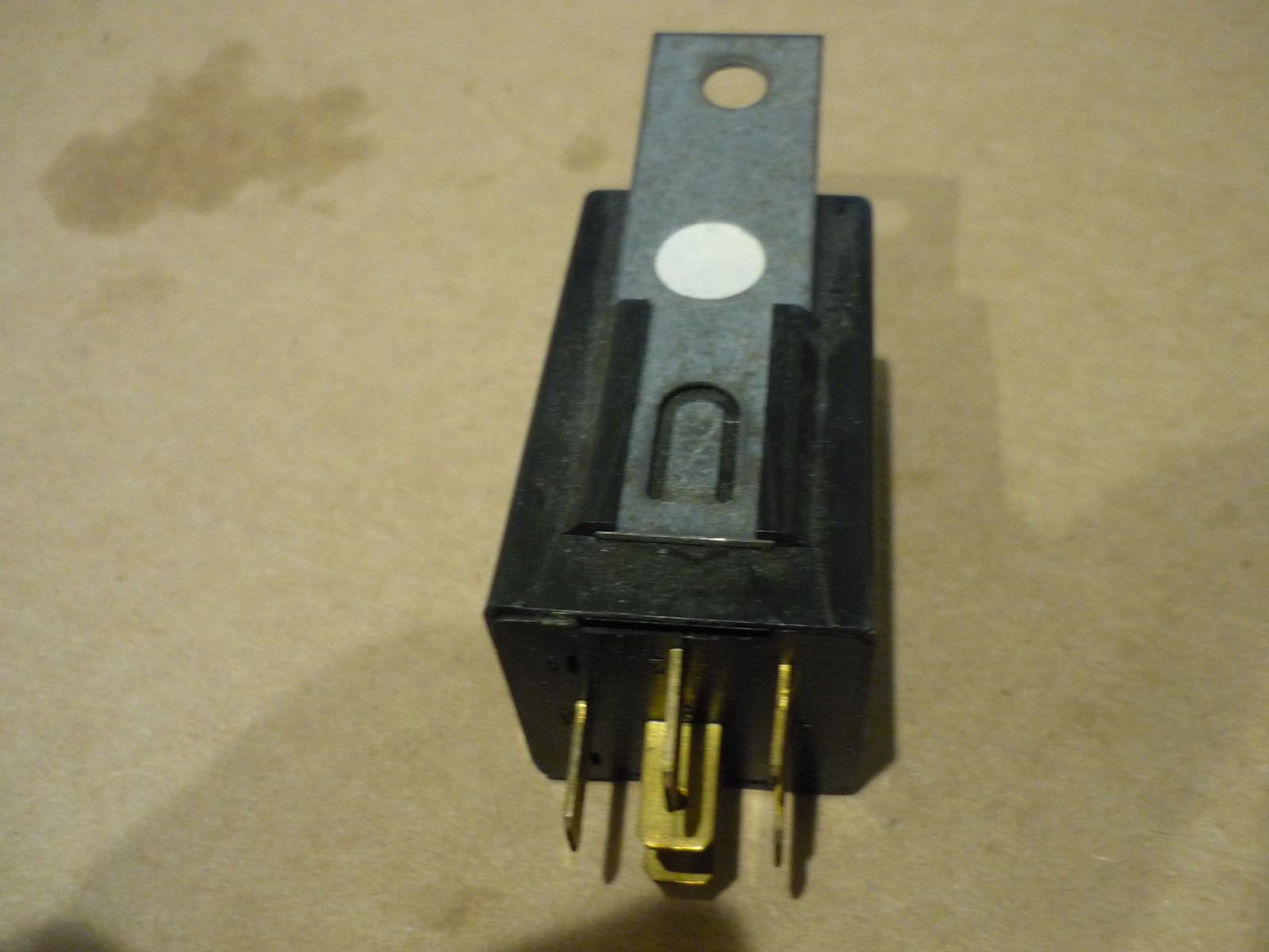 Ferrari 348,355,512,Mondial T -Buzzer Relay For Brakes Warning Light -P/N 137667