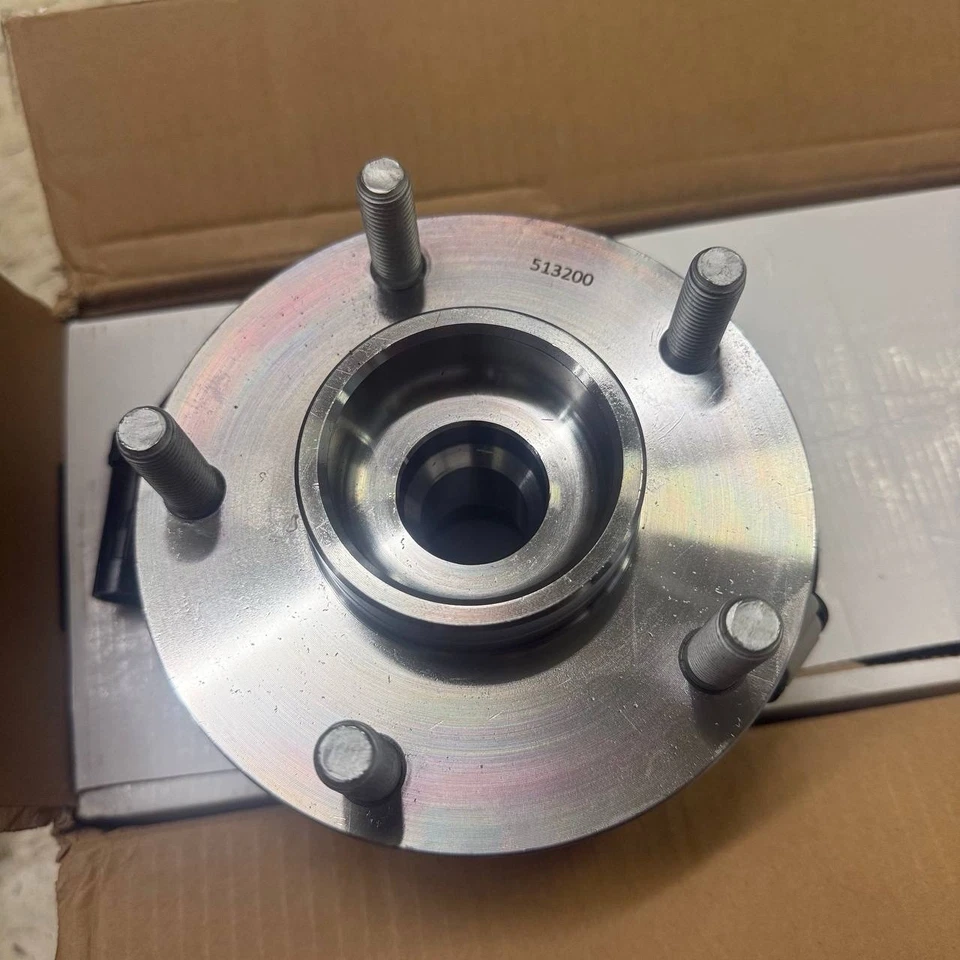 Conjunto de buje de cojinete de rueda delantera 2x2 para Chevy Blazer GMC Jimmy 1998-2004 5 tacos Foto 3 de 4