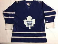 NHL Toronto Maple Leafs #17 Women/Youth/xL Hockey Jersey By CCM
