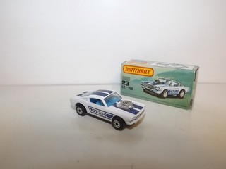 MATCHBOX S/F NO. 23 C G.T. Ford Mustang 350 sin usar en caja