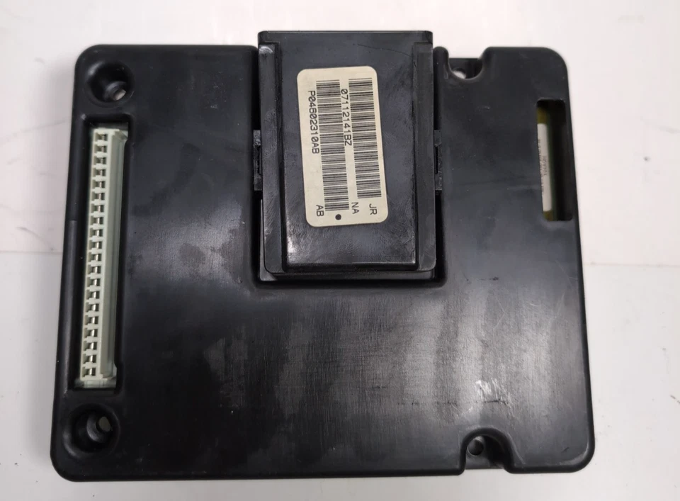 Módulo de control de carrocería BCM Dodge Intrepid o Chrysler 300M 2002 P04602410AH Foto 3 de 4