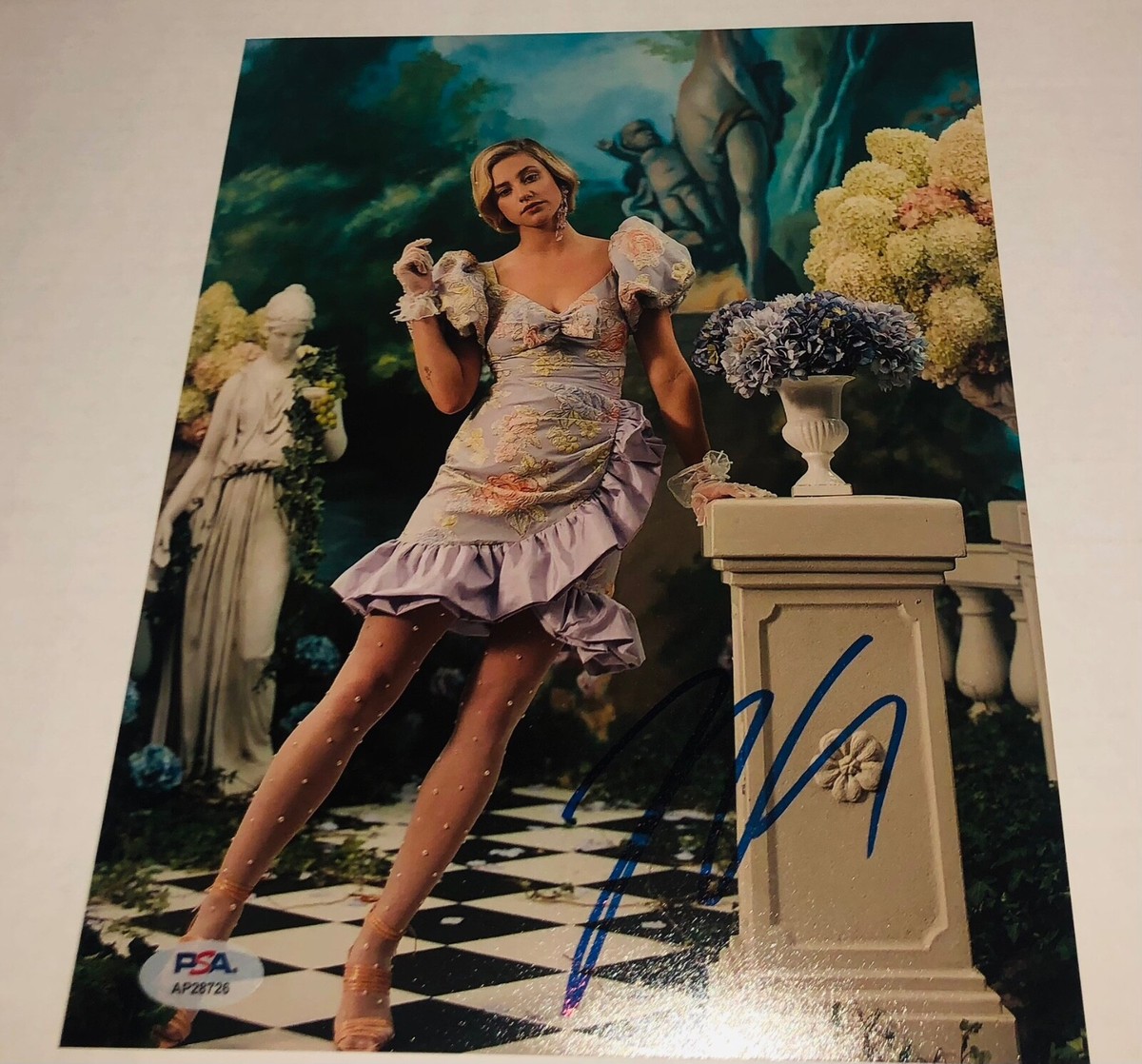 Lili Reinhart Hot Sexy Betty Cooper Signed 8x10 Photo PSA RARE F