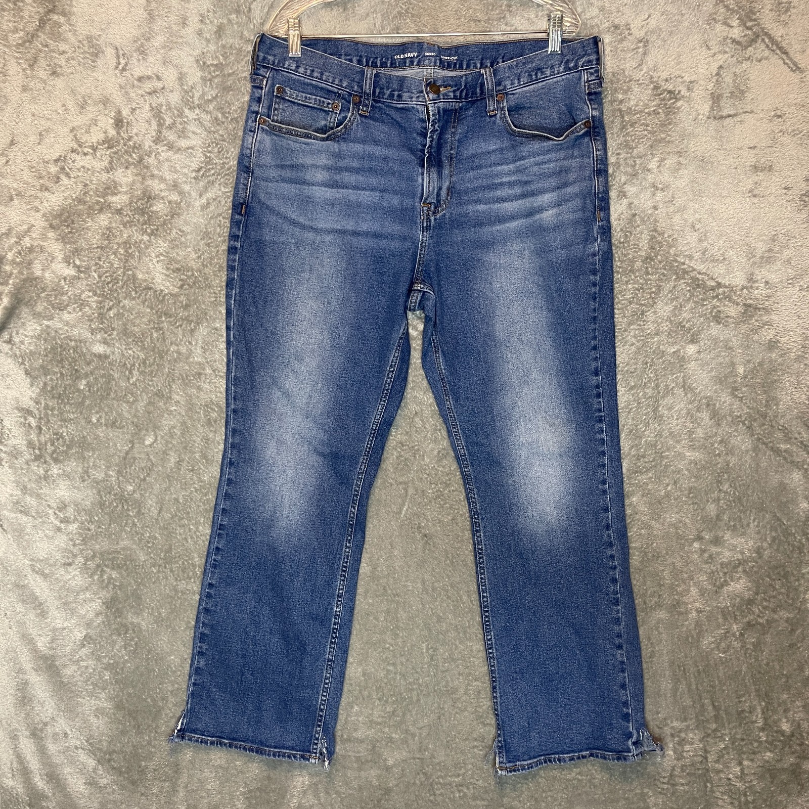 Old Navy Men Classic Basic Bootcut Medium Wash Mi… - image 1