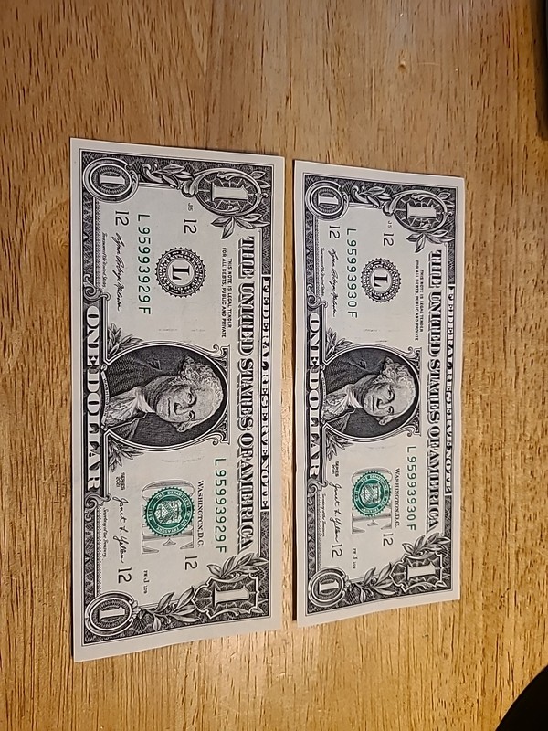 95993929 & 95993930. Pair Of $1 FRN Fancy Sequential High Serial Numbers.