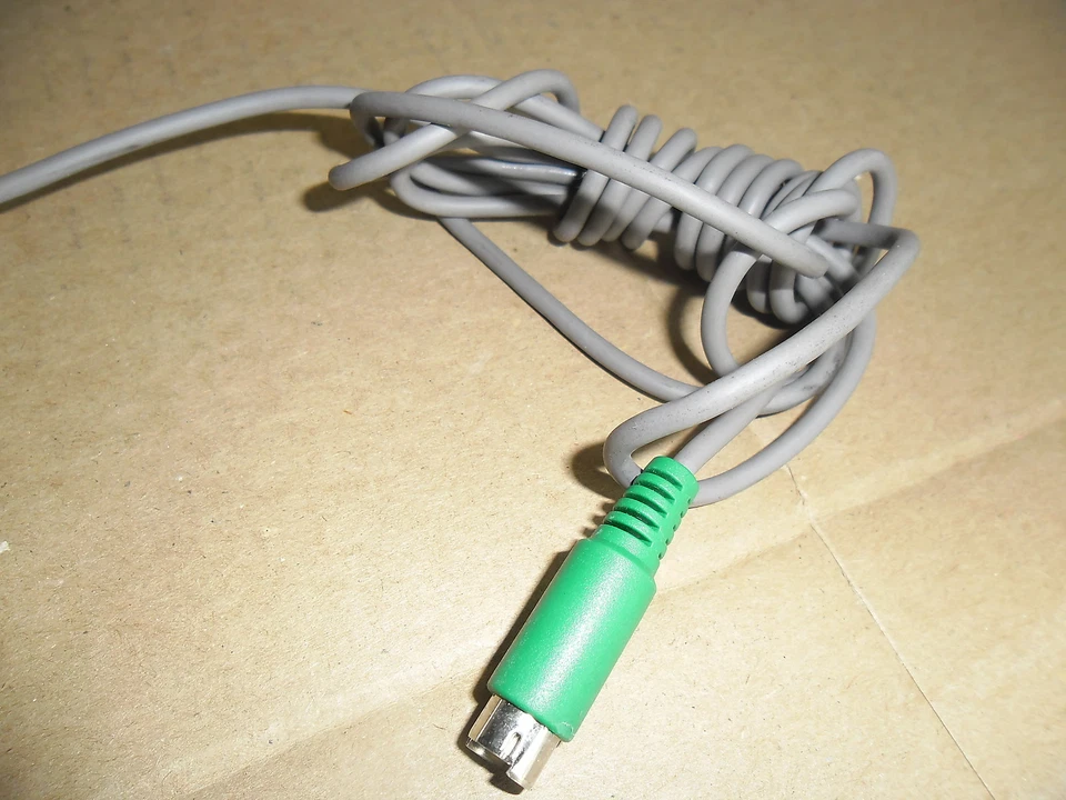 Compaq 2 Button PS/2 Mouse Model MUS9J - Image 4 of 4