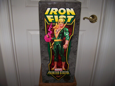 MARVEL COMICS BOWEN DESIGNS IRON FIST STATUE - BRAND NEW, MINT CONDITION, MIMB
