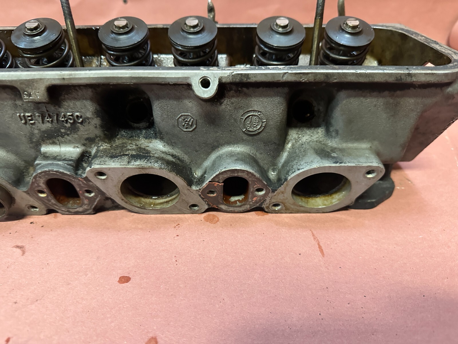 Bentley Brooklands 1994 6.8L V8 Engine Cylinder Head Assembly OEM