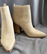 Marc Fisher Suede Ankle Booties Womens 9M Beige 3.5" Heeled Boots Pointed Toe