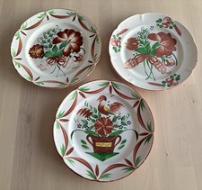 Lot 3 assiettes décor de fleurs faience de l'Est début XXe TBE