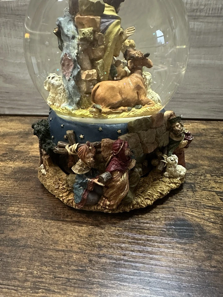 Belén Globo de Agua Musical Grandeur Noel con Base Giratoria Envío Gratis Foto 2 de 4