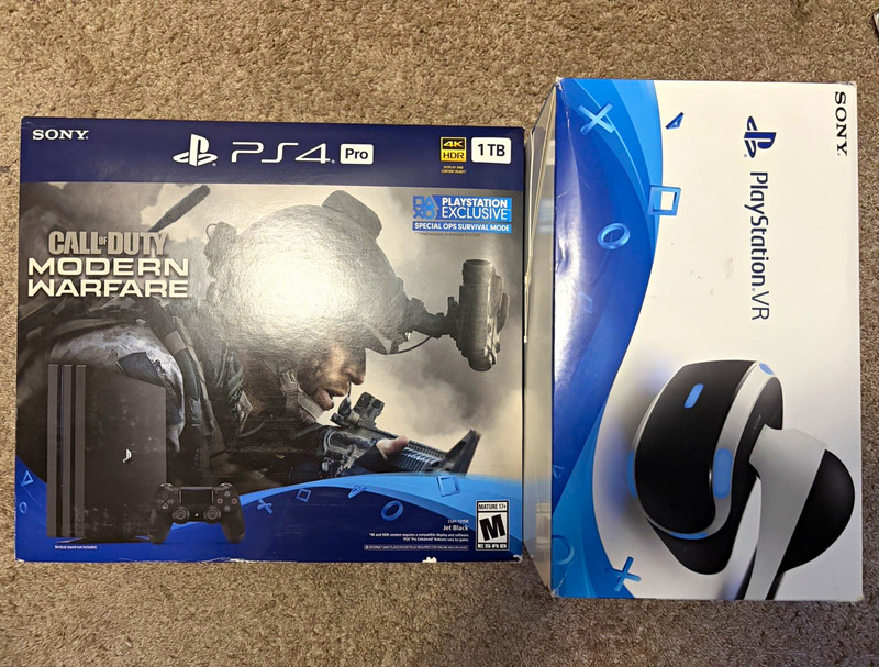 Sony PlayStation VR CUH-ZVR1 Headset 120Hz 100° FOV Black/White PS4