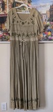Vintage White Stag Rayon Maxi Dress M Embroidered Floral Cottagecore Olive Green