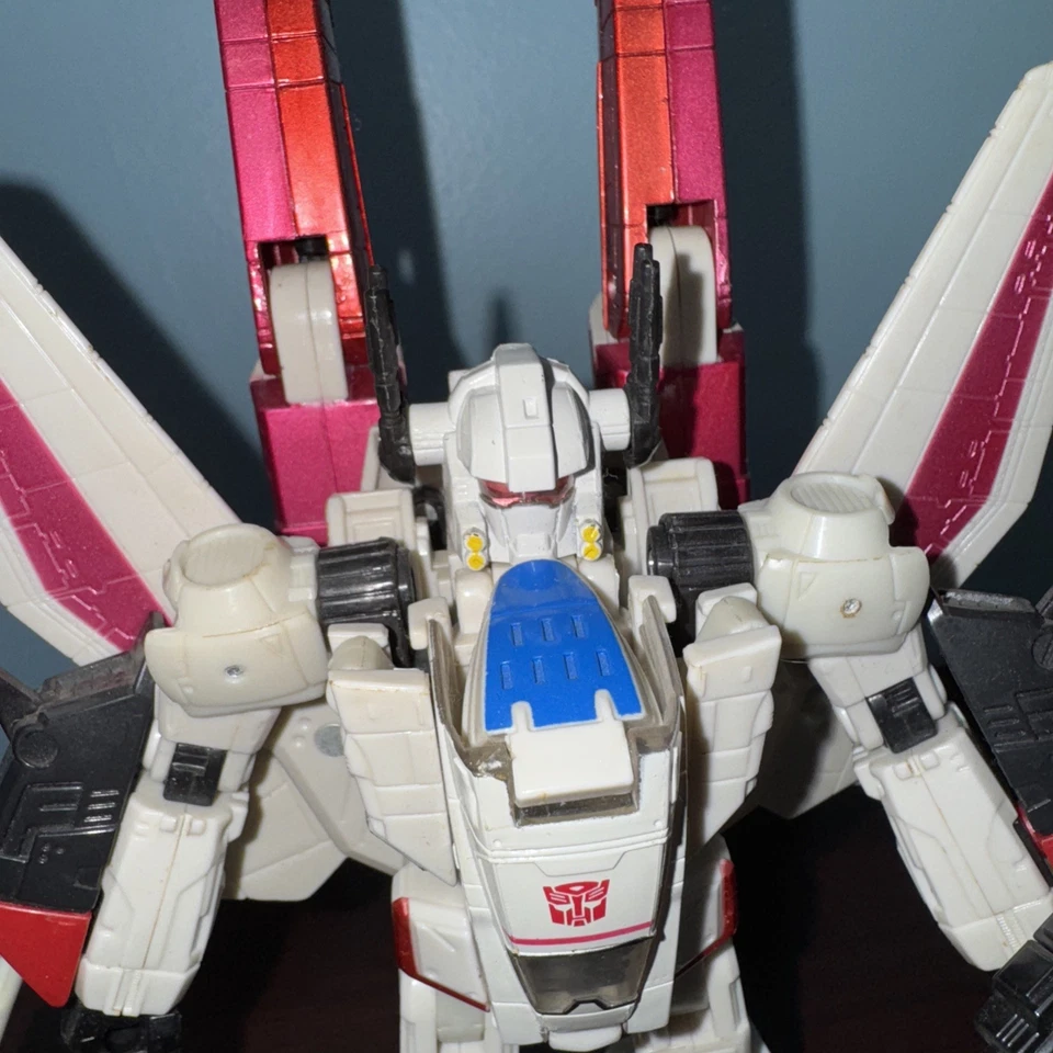 Takara Tomy Transformers Cybertron Con 2013 Henkei Jetfire Figure 100% Authentic - Image 3 of 4
