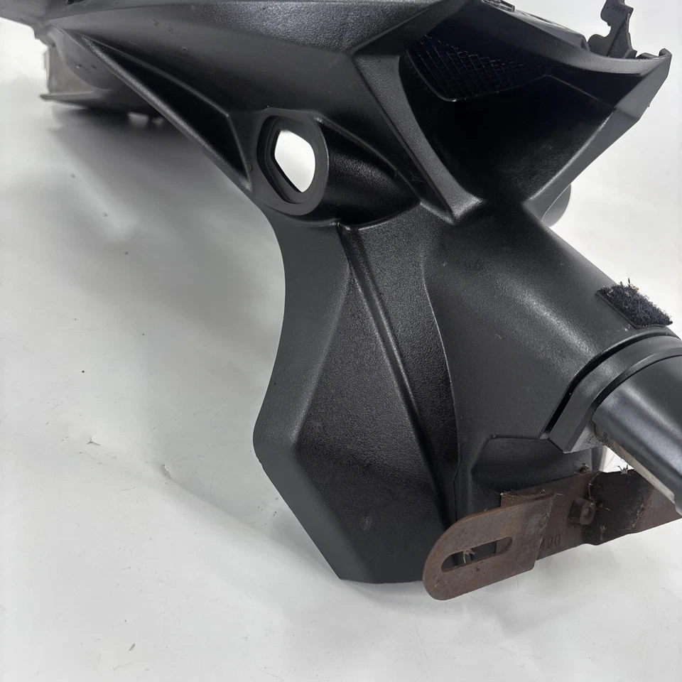 Kawasaki KLE 650 Versys 2006-2009 debajo de la bandeja y soporte de matrícula #F21 Foto 4 de 4