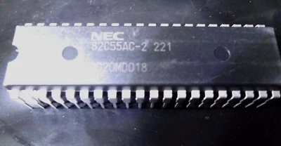 NEC UPD82C55AC-2-221 40 pin DIP programmable interface 82C55AC-2 8255 82C55