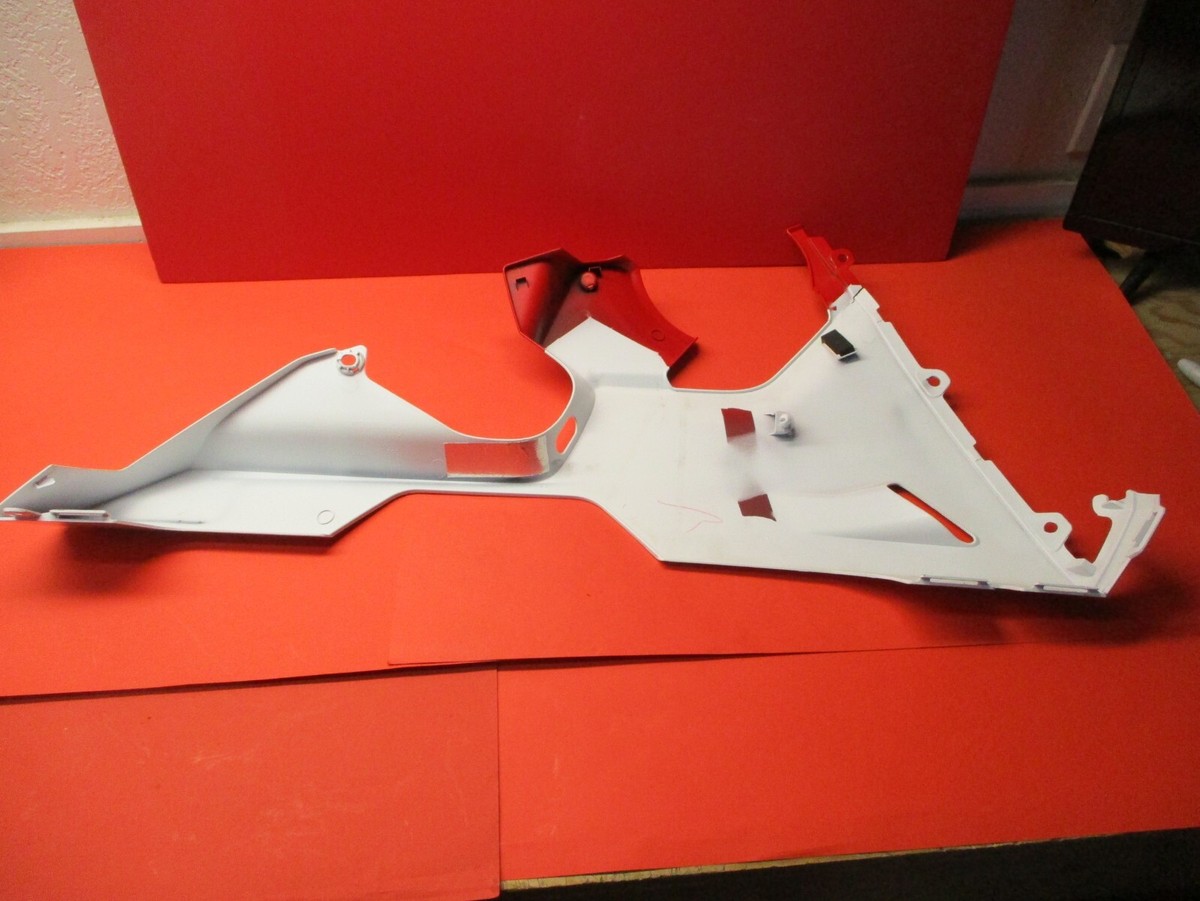 OEM 2017 2018 2019 HONDA CBR1000RR LEFT SIDE LOWER FAIRING 64456