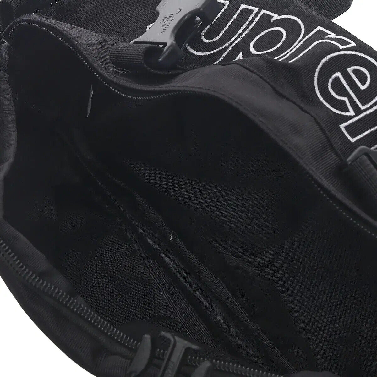 Supreme Waist Bag Black - 19FW | eBay Supreme Waist Bag Black - 19FW | eBay