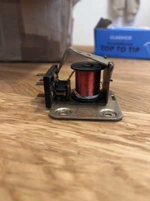 Scheinwerfer Abblendrelais 12 Volt Trabant Wartburg Barkas Multicar