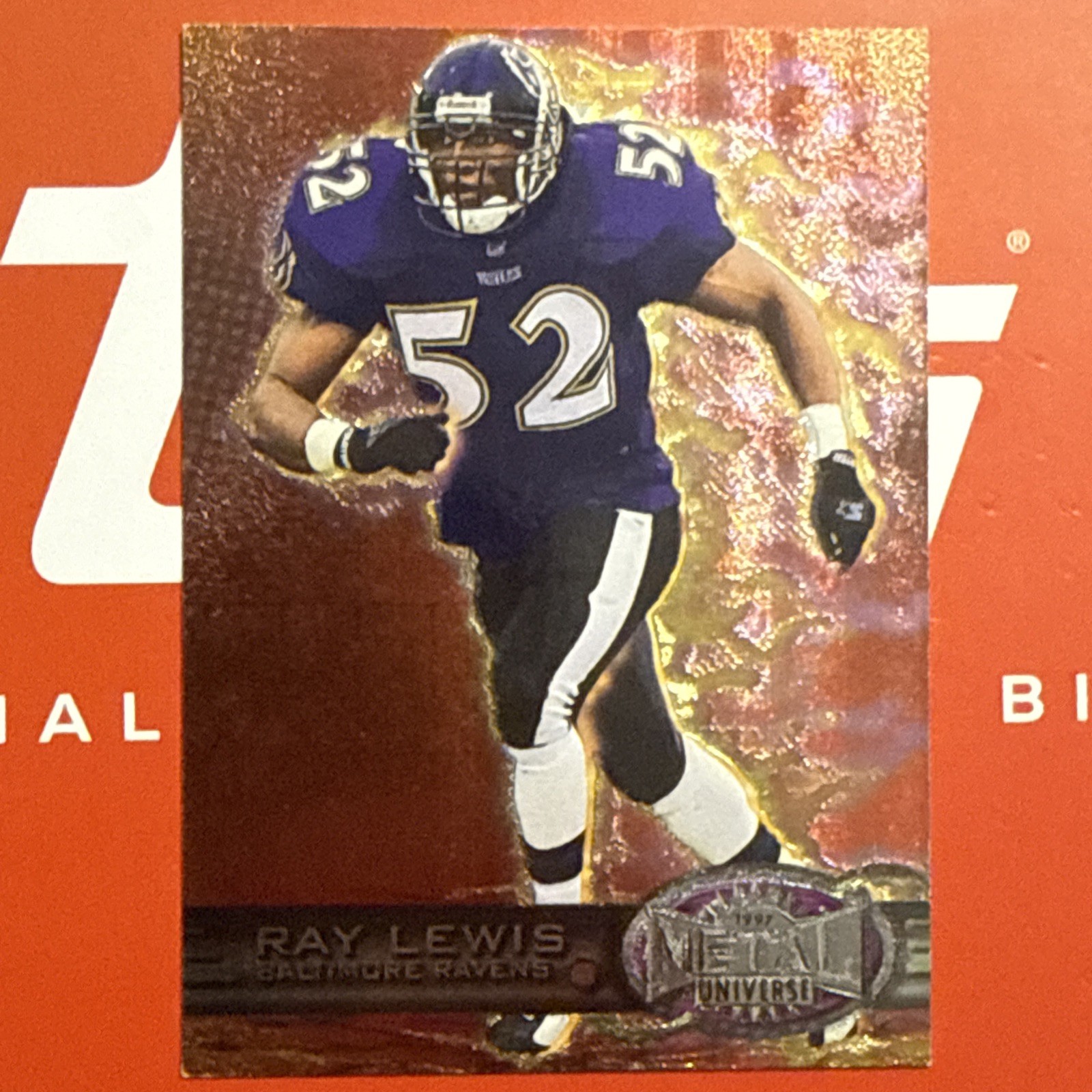 SkyBox 1997 Metal Universe Ray Lewis Baltimore Ravens #44 Base Set NFL Card