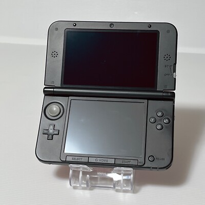 Nintendo 3DS XL NTSC-J SPR-001 (Red/Black) – Boxed w/ Charger