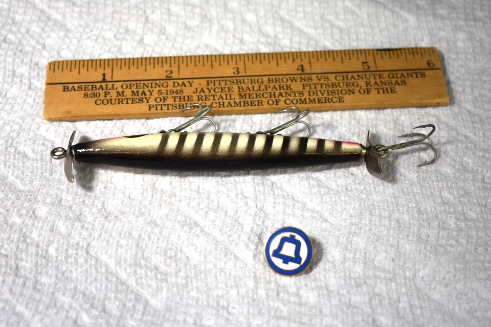 Señuelo de pesca Smithwick Devil Horse, cebo Topwater conocido por ser eficaz para la lubina Foto 4 de 4