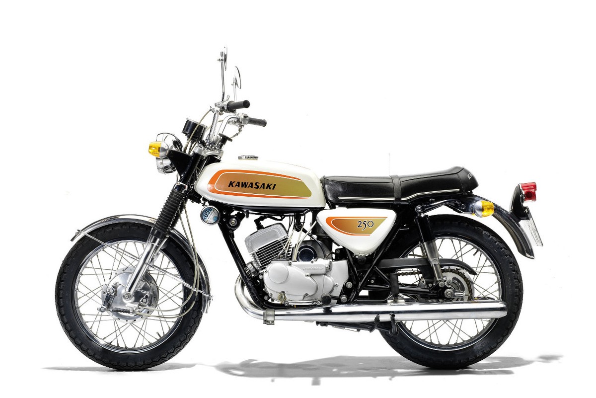 1971 KAWASAKI A1 SAMURAI 250 VINTAGE MOTORCYCLE POSTER 24x36 9MIL