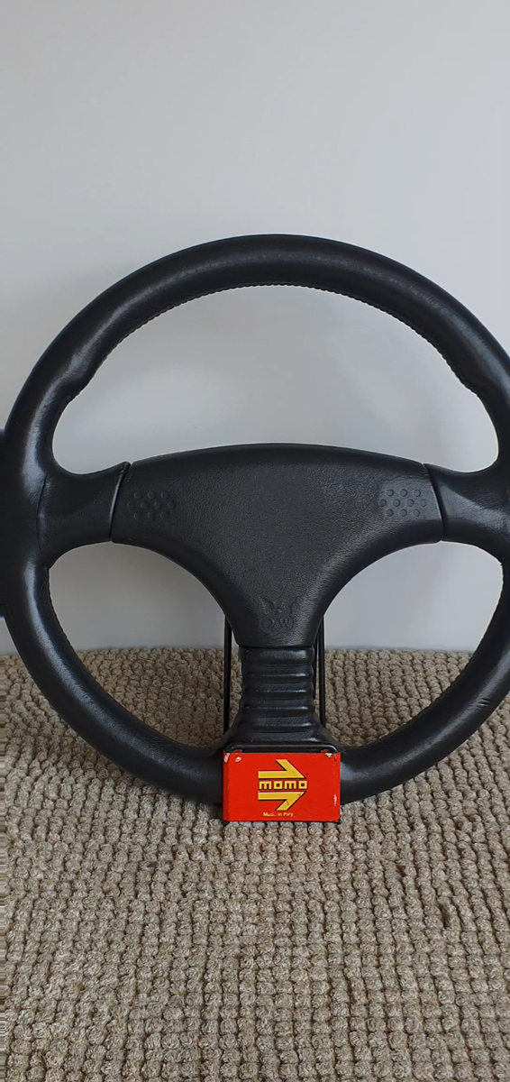 パーツ MOMO Steering Not Authentic MOMO Steering Not Authentic