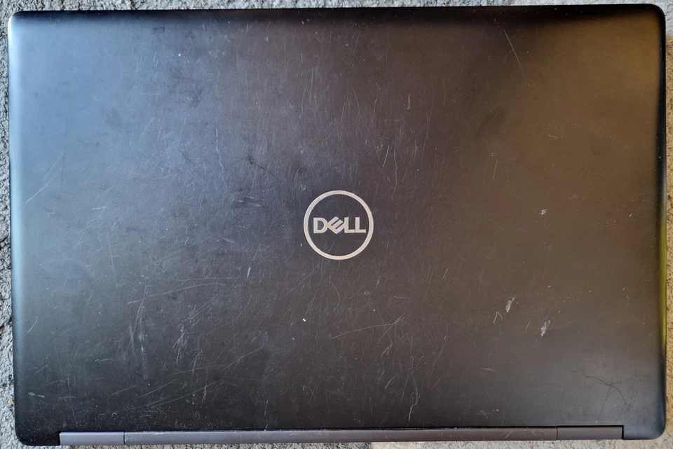 Dell Latitude 5590 · i5-8350U · 8GB · 256GB, photo 3 of 4